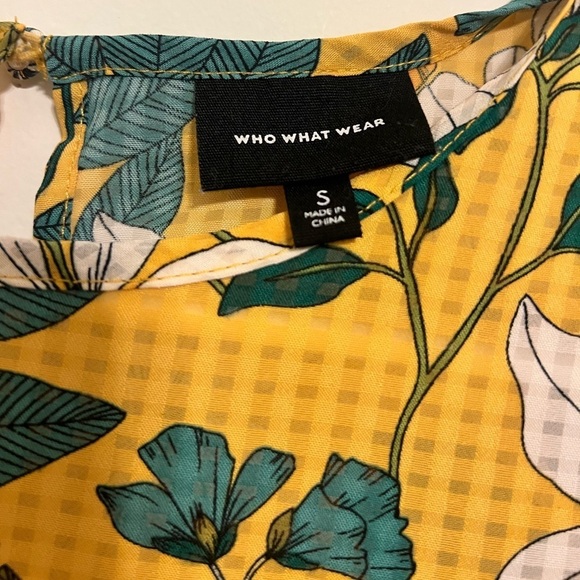 2/$30 Who What Wear - Yellow Floral Babydoll Dress - Picture 6 of 8